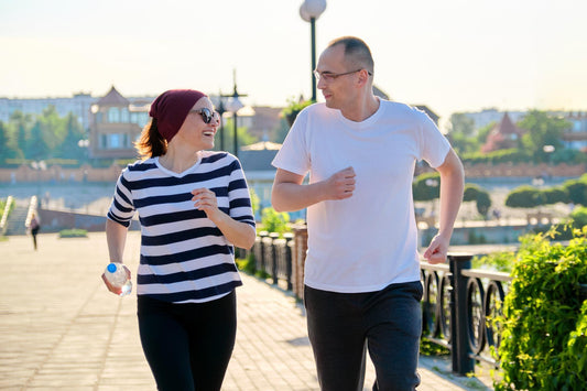 Santé capillaire et sport : 5 façons d'adapter votre routine d'hygiène capillaire - Clinique à Deux Cheveux